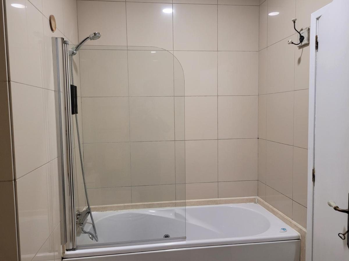 Charm City Center Apt 140M2 & Free Parking Braga Exterior foto