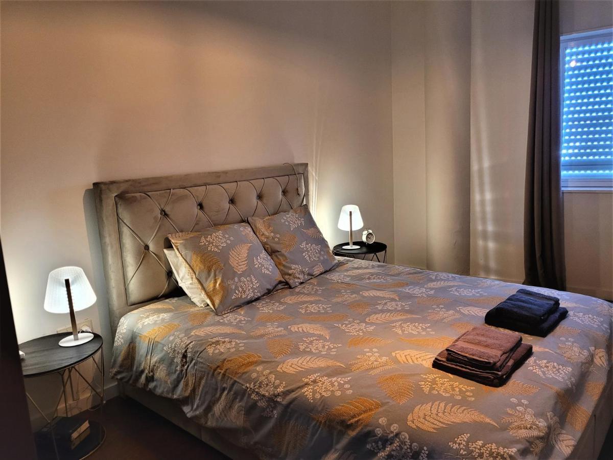 Charm City Center Apt 140M2 & Free Parking Braga Exterior foto